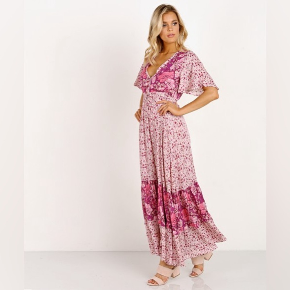 Spell & the Gypsy Collective Winona Maxi Dress in Berry pink w/ matching clutch!